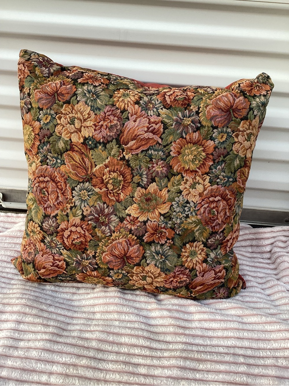 20” x 20” Floral Tapestry Throw Pillow - Never used!